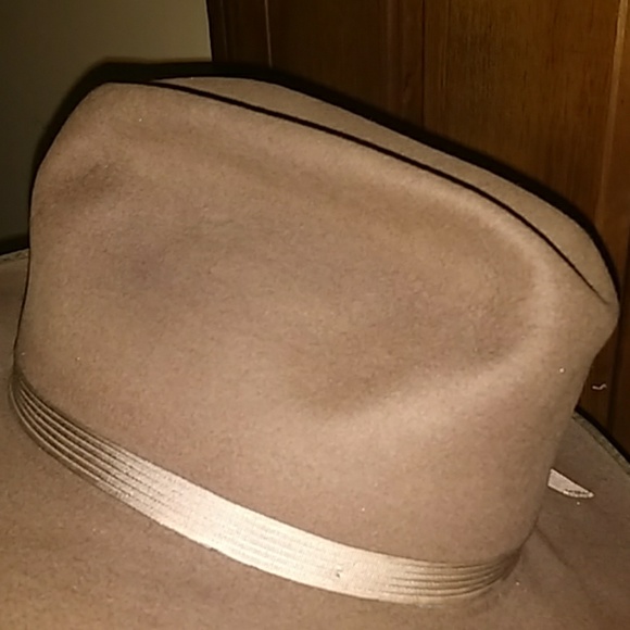 Hat - Picture 3 of 5
